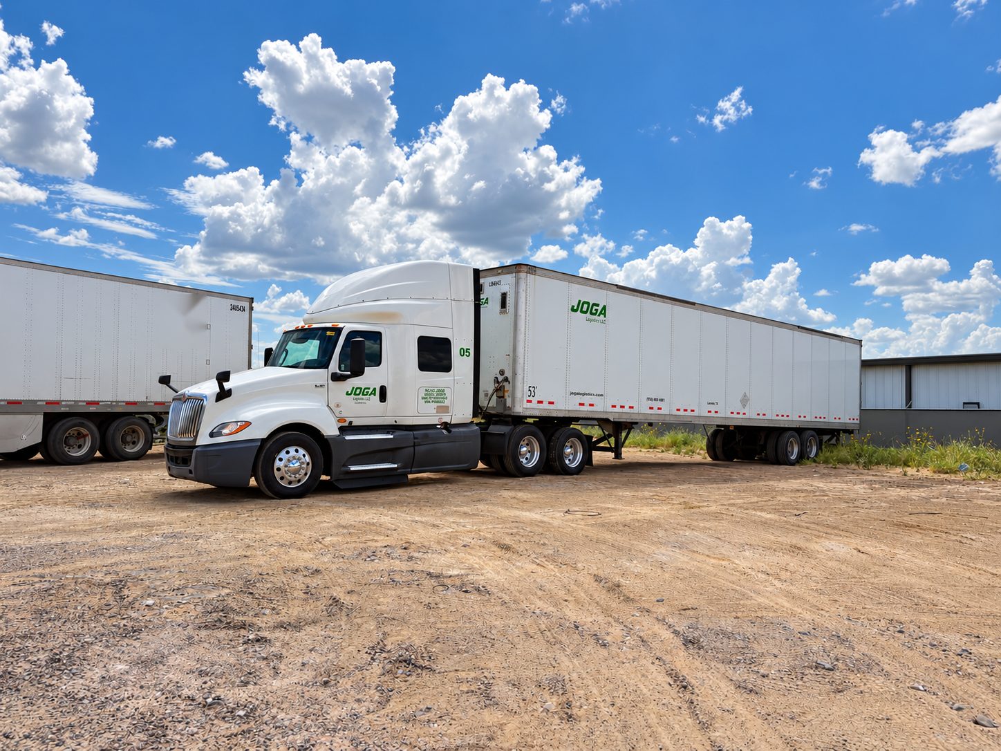 JOGA unit 05 with a JOGA 53-foot trailer